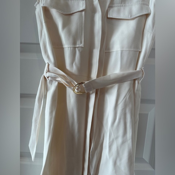 H&M Women’s Cream Sleeveless Knee Length Button Utility Dress Size 0 - Picture 4 of 9